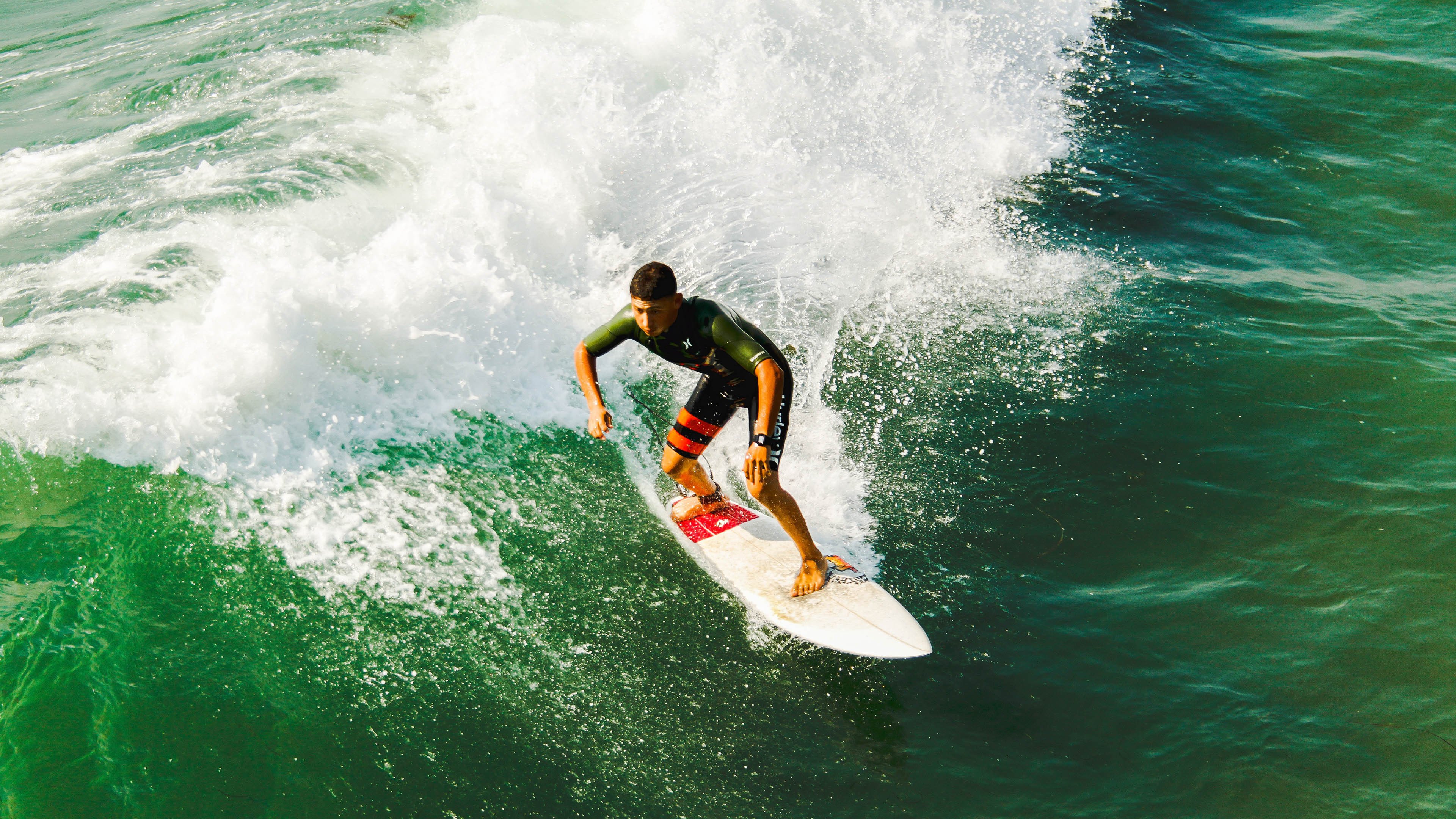 开云平台-“英超领先球队连胜不断，目标直指冠军”，英超最强联赛